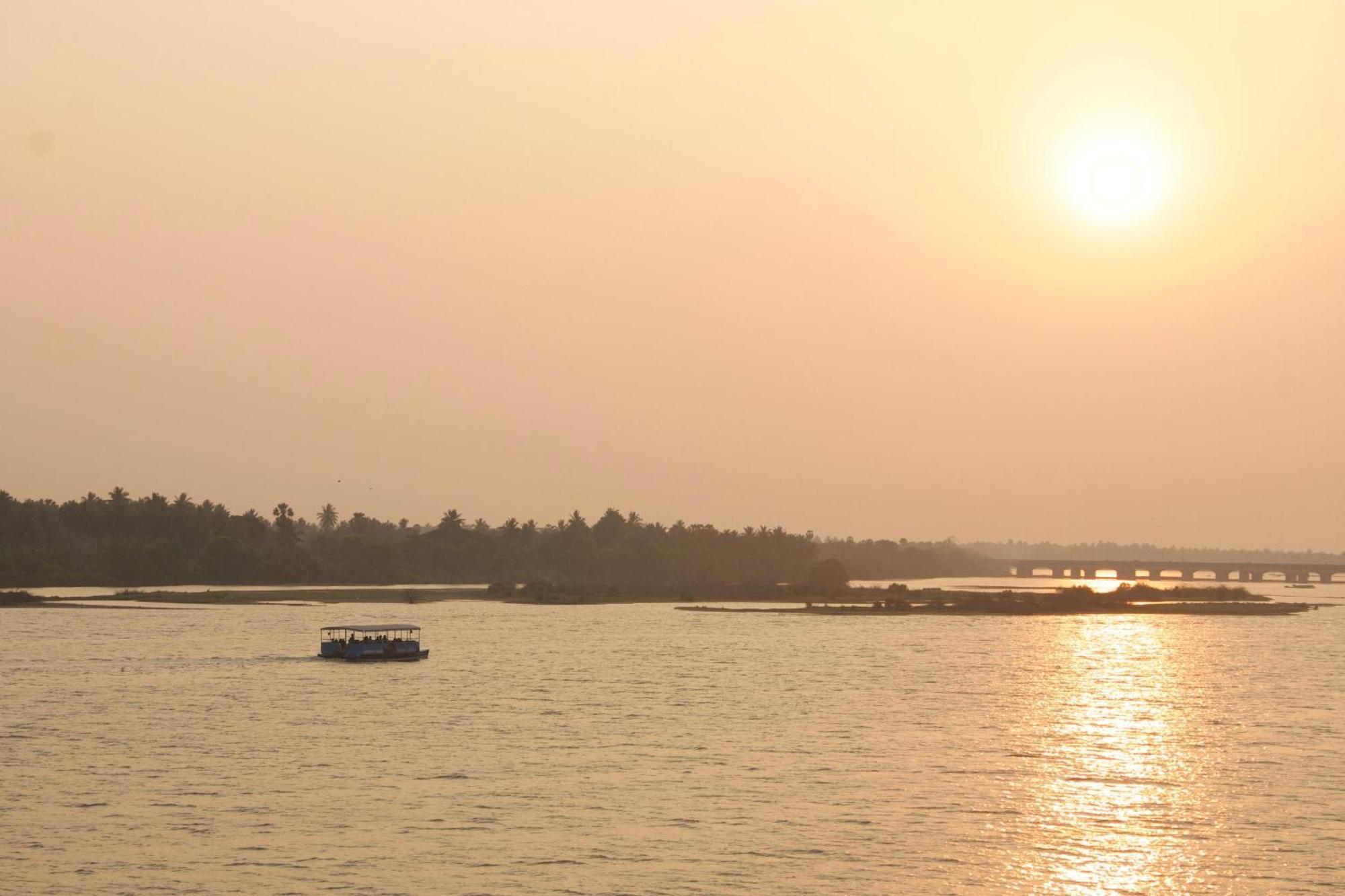 Victoria'S River View Resort Pondicherry Eksteriør bilde